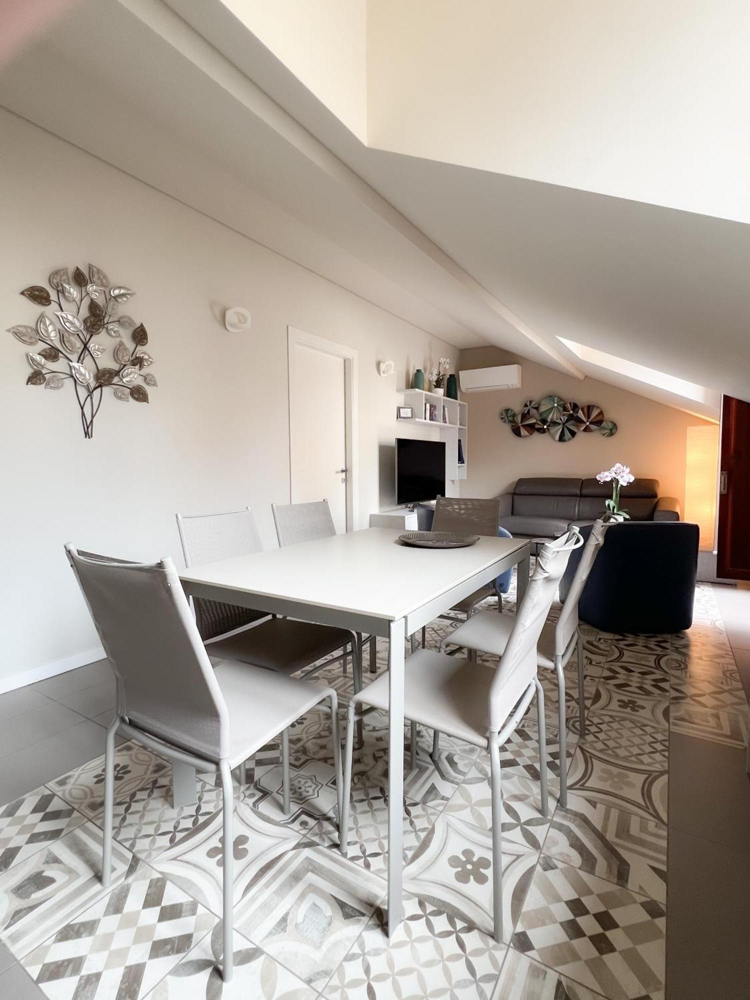 Comecasa 10 Minutes Walk From Duomo 2 Bedroom Apartment Milano Eksteriør bilde
